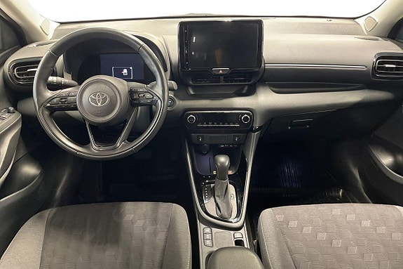 Toyota Yaris 9 of 18