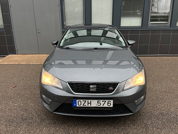 Seat Leon 2 of 26