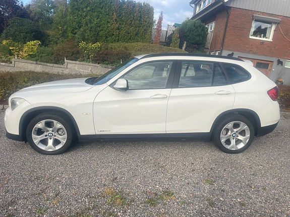 BMW X1 4 of 9