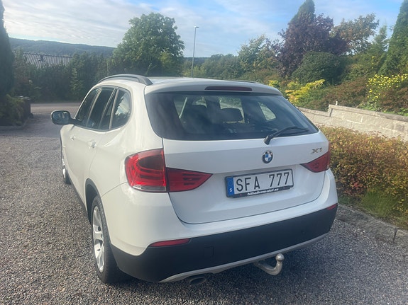 BMW X1 5 of 9
