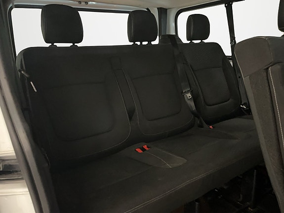 Opel Vivaro 14 of 22