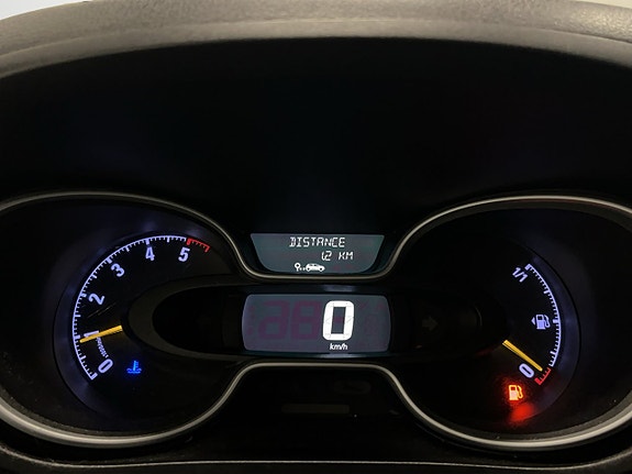 Opel Vivaro 16 of 22