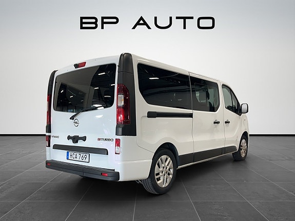 Opel Vivaro 6 of 22