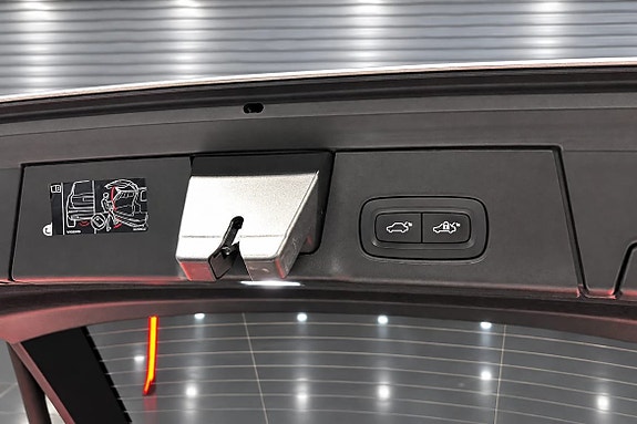 Volvo V90 7 of 16