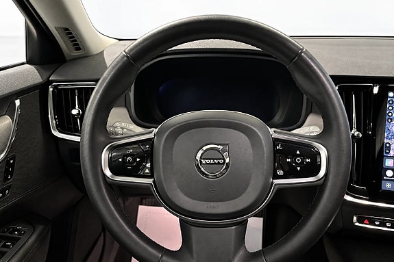 Volvo V90 9 of 16