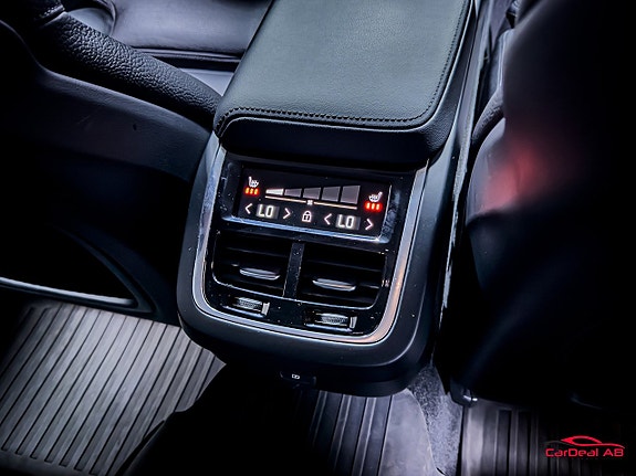 Volvo V60 17 of 30