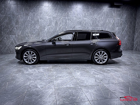 Volvo V60 4 of 30