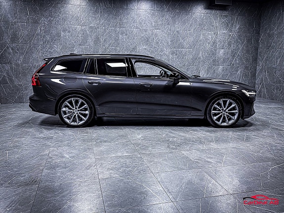 Volvo V60 8 of 30