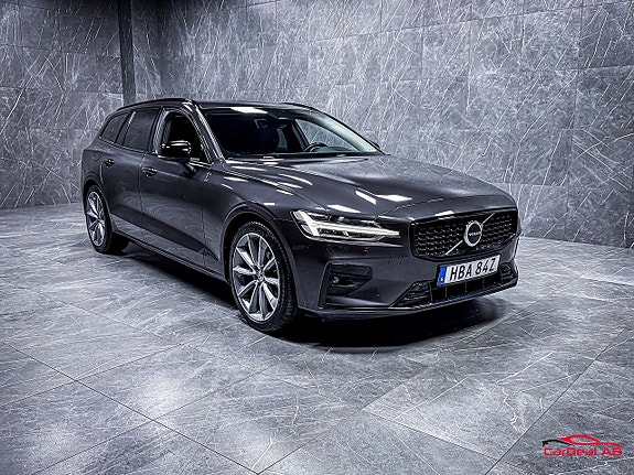 Volvo V60 9 of 30