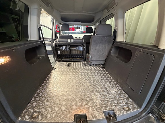Volkswagen Caddy Cross 7 of 17