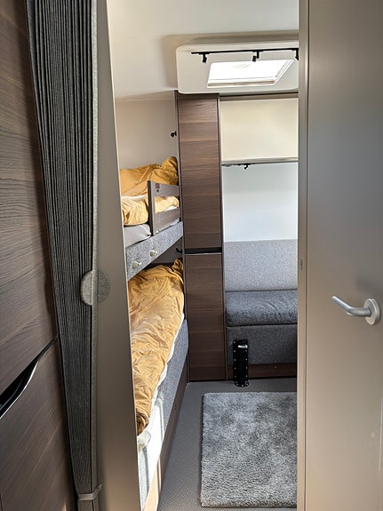 Adria Alpina 763 UK 8 of 10