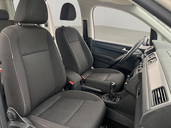 Volkswagen Caddy 23 of 28