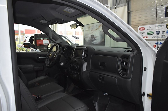 Chevrolet Silverado 1500 5 of 12