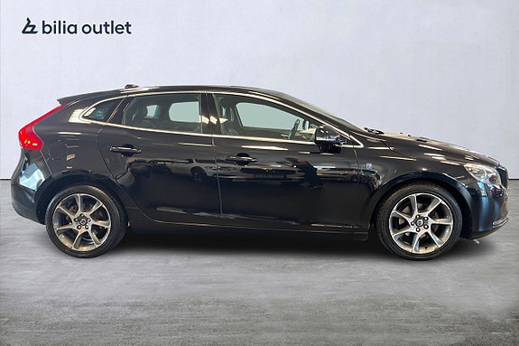 Volvo V40 7 of 30