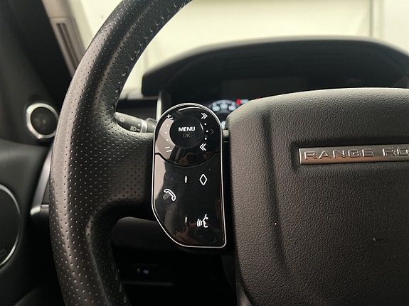 Land Rover Range Rover Sport 15 of 30