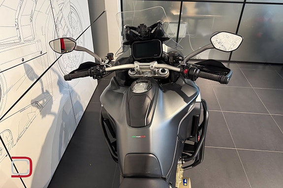Ducati Multistrada V4 S Full *Akrapovic helsystem + mer!* 4 of 7