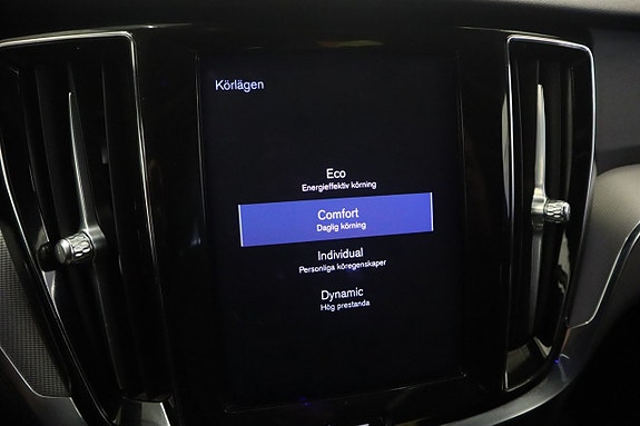 Volvo V60 18 of 27