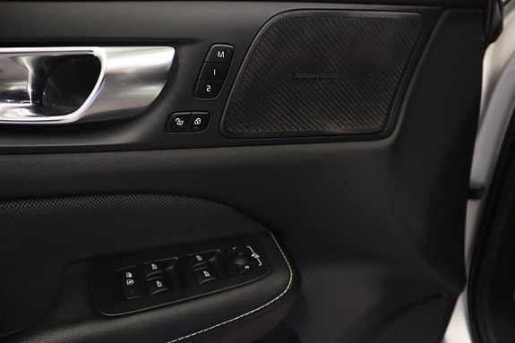 Volvo V60 19 of 27