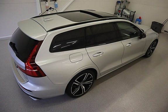 Volvo V60 24 of 27