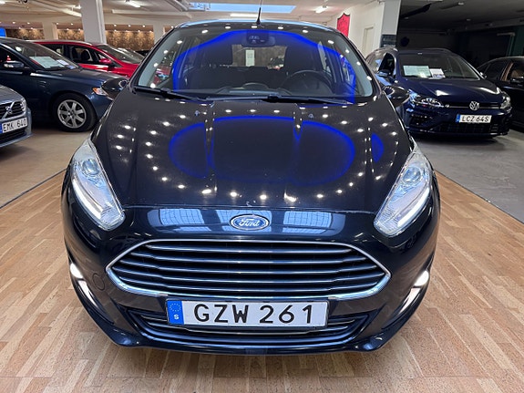 Ford Fiesta 4 of 18