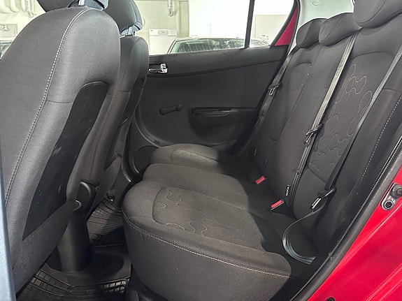 Hyundai i20 8 of 8
