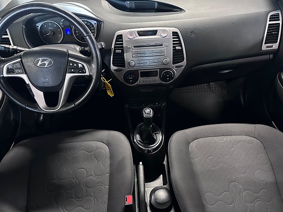 Hyundai i20 6 of 8