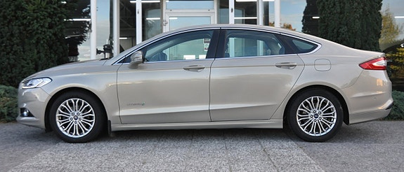 Ford Mondeo 3 of 16