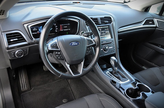 Ford Mondeo 7 of 16