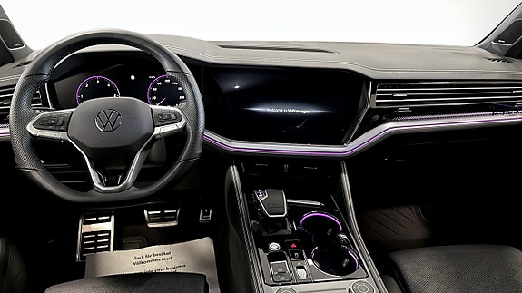 Volkswagen Touareg 10 of 12