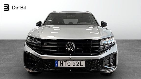 Volkswagen Touareg 4 of 12