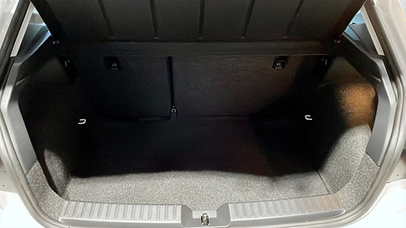 Seat Ibiza 12 of 12