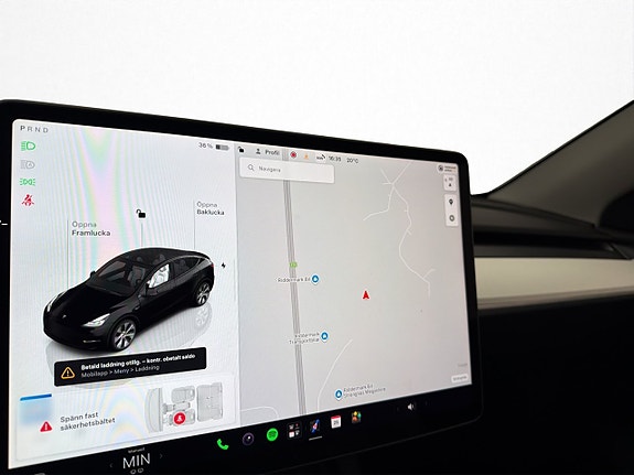 Tesla Model Y 19 of 30