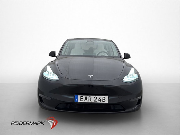 Tesla Model Y 3 of 30