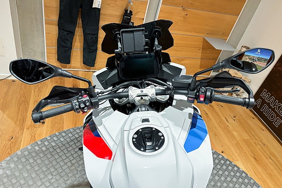 BMW S 1000 XR |M package|Extraljus|Toppbox|Sidoväskor| 8 of 10