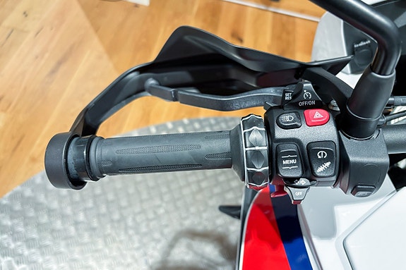 BMW S 1000 XR |M package|Extraljus|Toppbox|Sidoväskor| 9 of 10