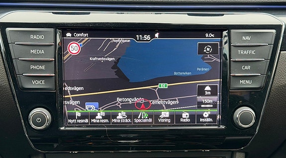 Skoda Superb 17 of 22