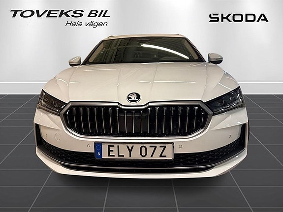 Skoda Superb 7 of 21