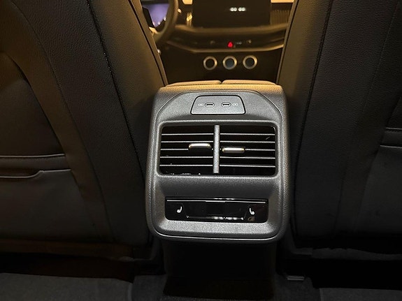 Skoda Superb 21 of 21