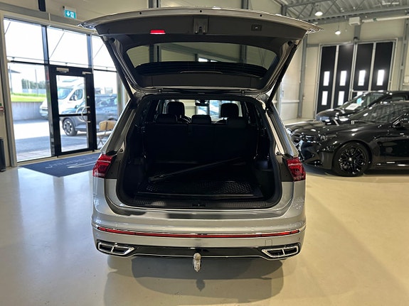 Volkswagen Tiguan Allspace 7 of 19