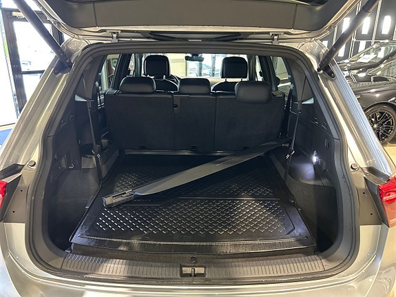Volkswagen Tiguan Allspace 6 of 19