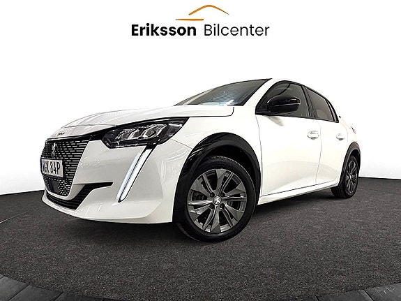 Peugeot e-208 9 of 24
