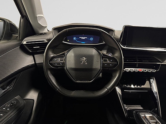 Peugeot e-208 13 of 24
