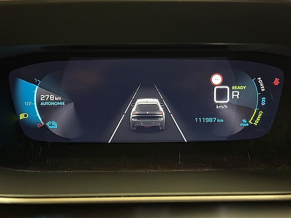 Peugeot e-208 24 of 24