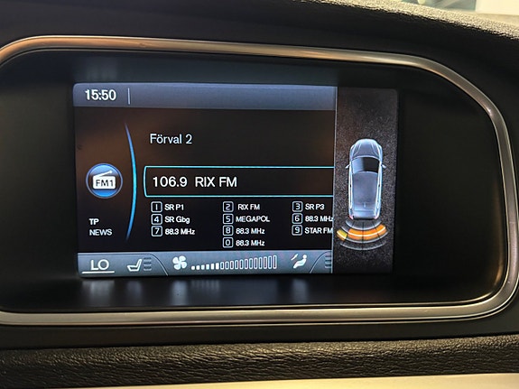 Volvo V40 18 of 26