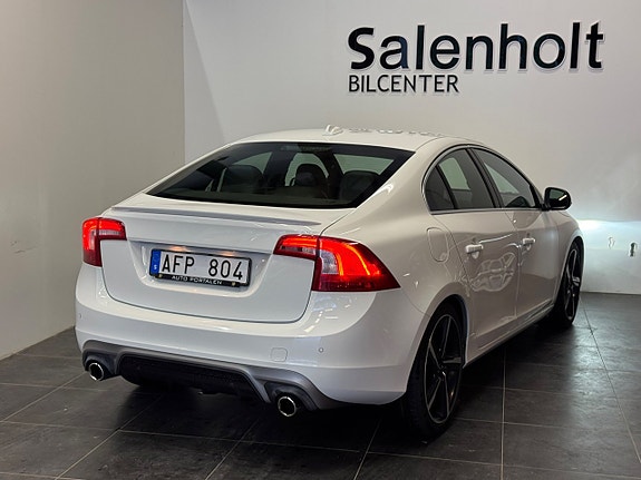 Volvo S60 5 of 26