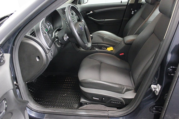 Saab 9-3 8 of 21