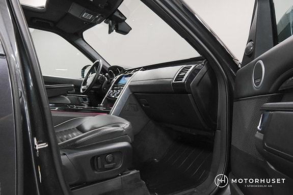 Land Rover Discovery 10 of 28