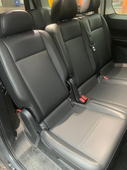 Volkswagen Caddy Maxi 5 of 6