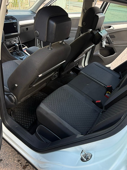 Volkswagen Tiguan 6 of 11