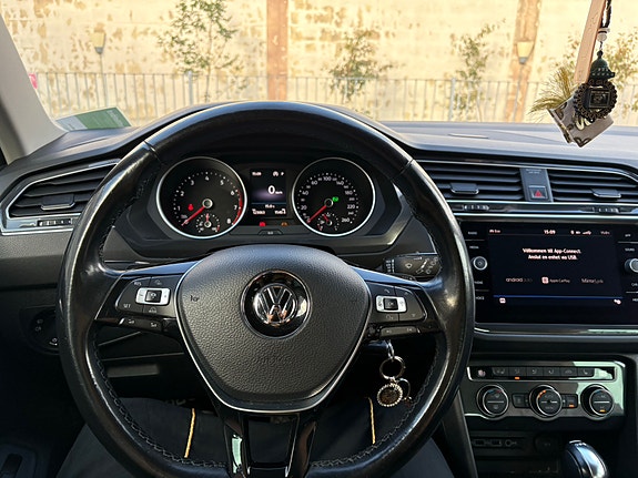 Volkswagen Tiguan 10 of 11